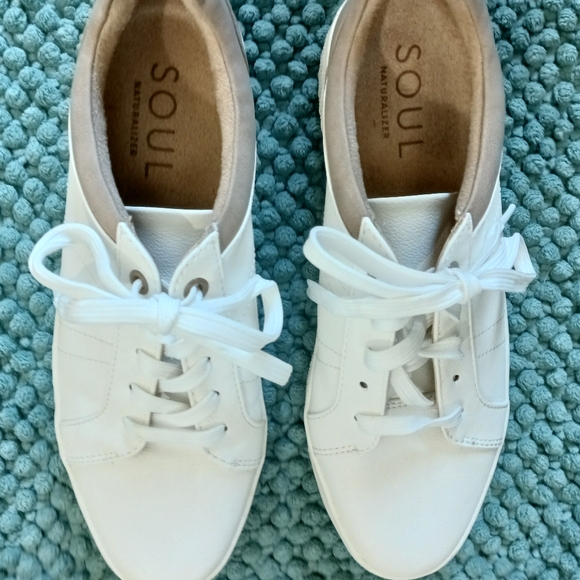 Naturalizer Morrison sneaker sz 9.5 - Picture 3 of 7